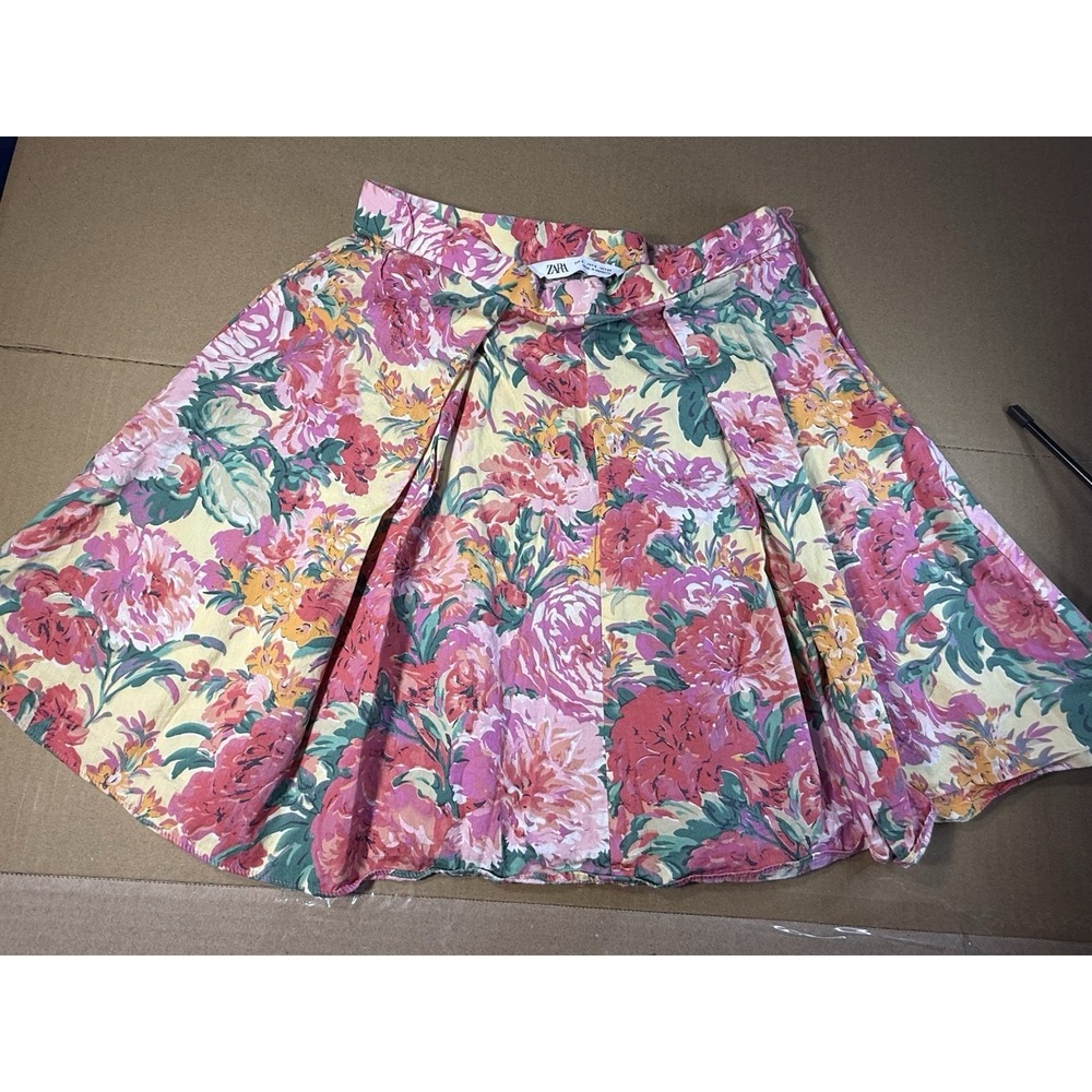 Zara Floral Pleated Mini Skirt A-Line Spring Summer Cute Trendy Women Size Small